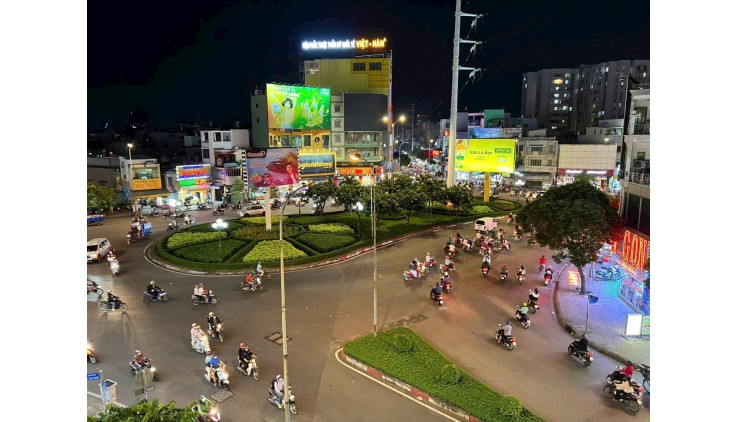 Ngộp khu Thiên Phước - giáp Q11 - 4 tầng  - view HXH gần 40 m2